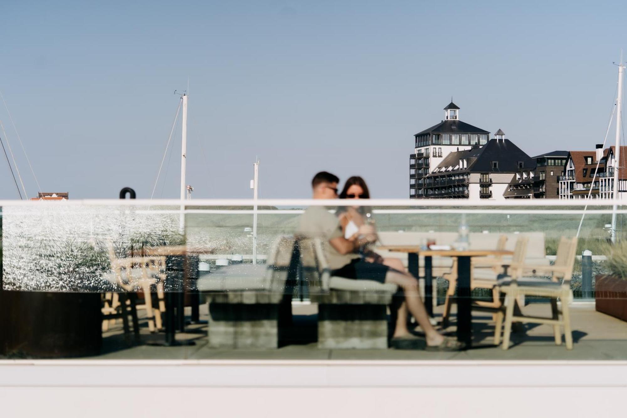 Strandhotel Кадзанд Екстер'єр фото